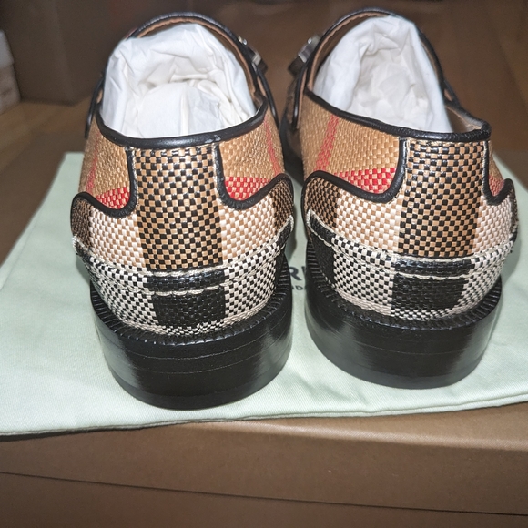 NEW BURBERRY BROADBROOK LOAFERS WITH STUDS - Picture 11 of 16